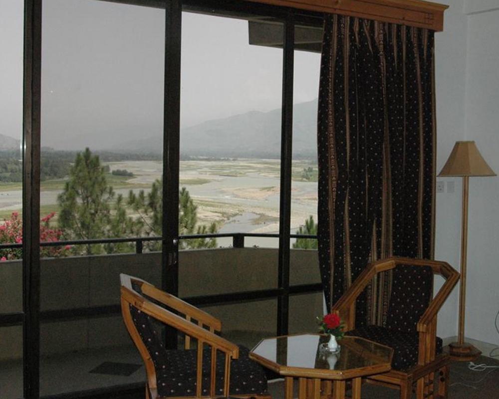 Rock City Resort Mingora Buitenkant foto