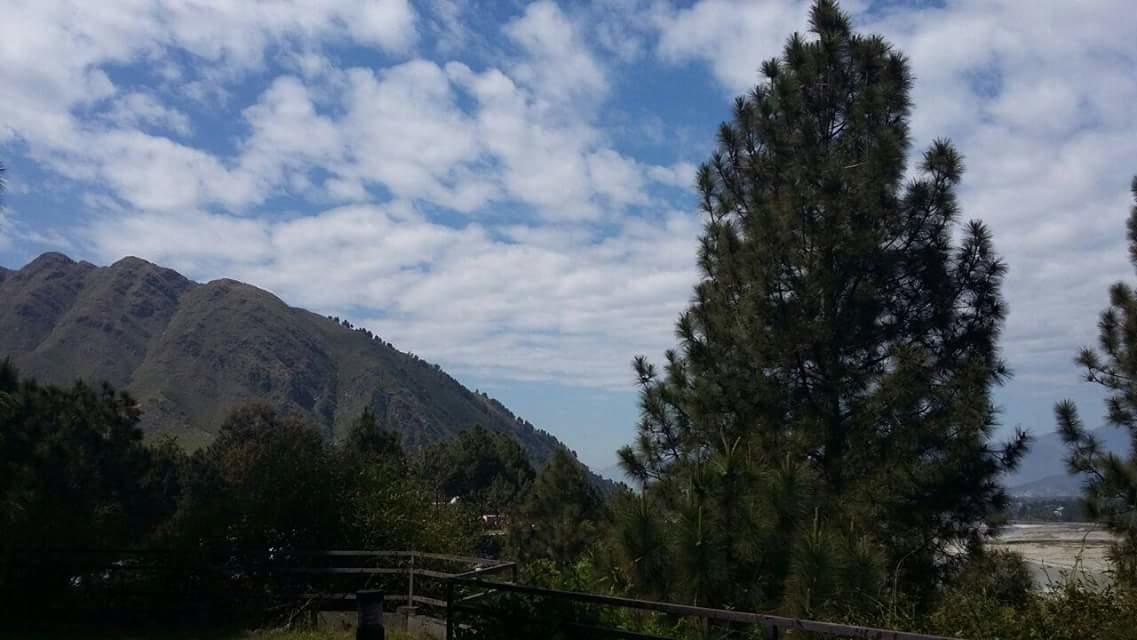 Rock City Resort Mingora Buitenkant foto